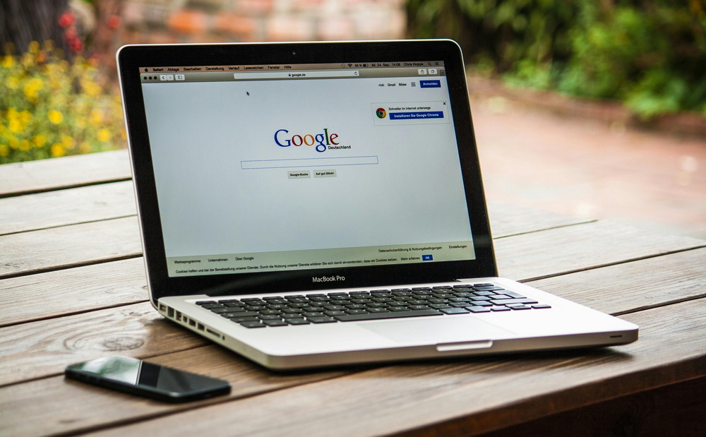 Агентство, фрілансер чи штатний SEO: кого обрати?